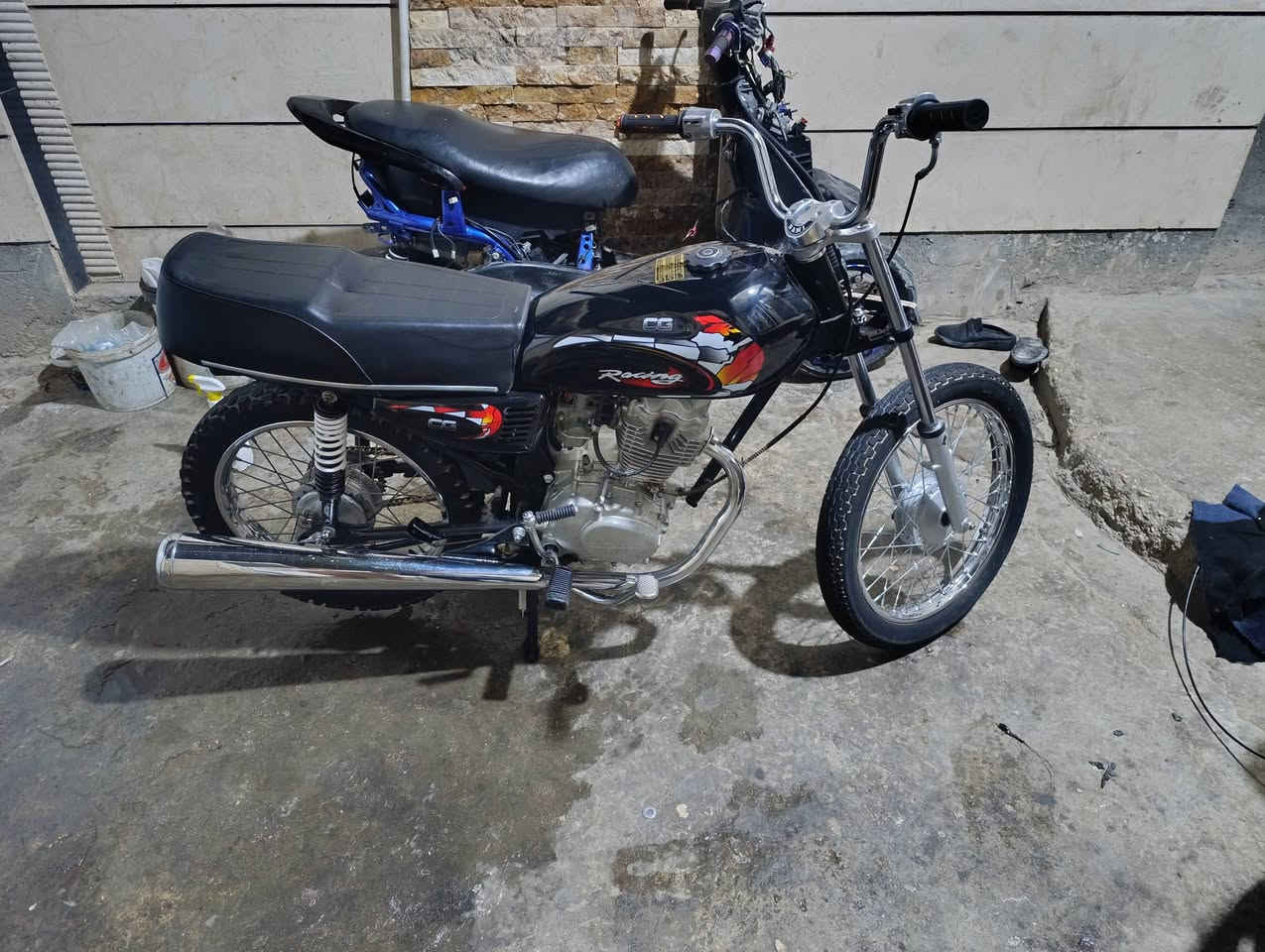 سلام عليكم اربعه كير كلك كلك كلك كلك بدون اوراق دراجه حلوه توهي معمره مكينه شرط خرسه شاصي ولا قطرت لحيم كشن جديد تانكي باكستاني جديد صالنصه جديده سعر خاص او اتصل ***********
