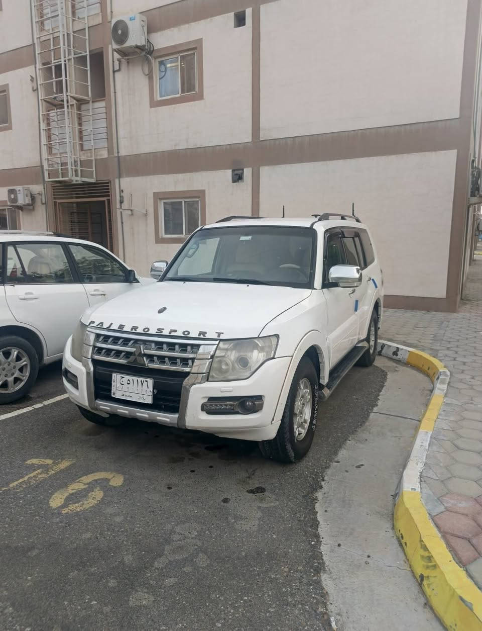 ‏السلام عليكم(مكلف بالنشر)
‏& بيهه سونار &
‏
‏باجيرو 2008 محدثه 2020  مكانهه (البصره) 
‏
‏بيهه البنيد والجاملغات الاماميه مفتوحات ومصبوغات فقط بدون تبديل + ضرر كلش بسيط بالبدنه وطاخه الشاصي شي بسيط وحته ما تنشاف الطخه اله تدقق بيهه يلا
‏
‏رقم بغداد وسنويه لل (2028) بأسم راعيهه هم من بغداد وإنسان طيب وما يقصر وياكم
‏
‏*الاكسن *اللو كير *الكير ((كفاله))اما المحرك خيط بخار فقط وأي مشاكله واي تنقيص قوي ما بيي. 
‏
‏تبريد شغال (ثلج) وكهربائيات (فول) وعليهه ادامه بدلت نوزلات وبلكات وفيت بم وفحصت مجاول 
‏
‏$$$السعر 117 وقابل للتفاوض$$$
‏*رقم الاتصال*
‏ ‪***********‬
‏ ‪***********‬
‏
‏
‏
