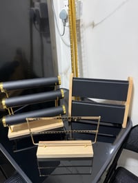 عارضات اكسسوار للبيع جديدات سعرهن كلهن 75 الف وتوصيل موجود