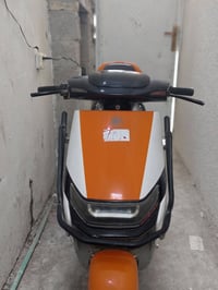 سكنس شحن من شركة الصقر للبيع 7 بطاريات مبدلهن قبل شهرين سرعتها الفعلية...