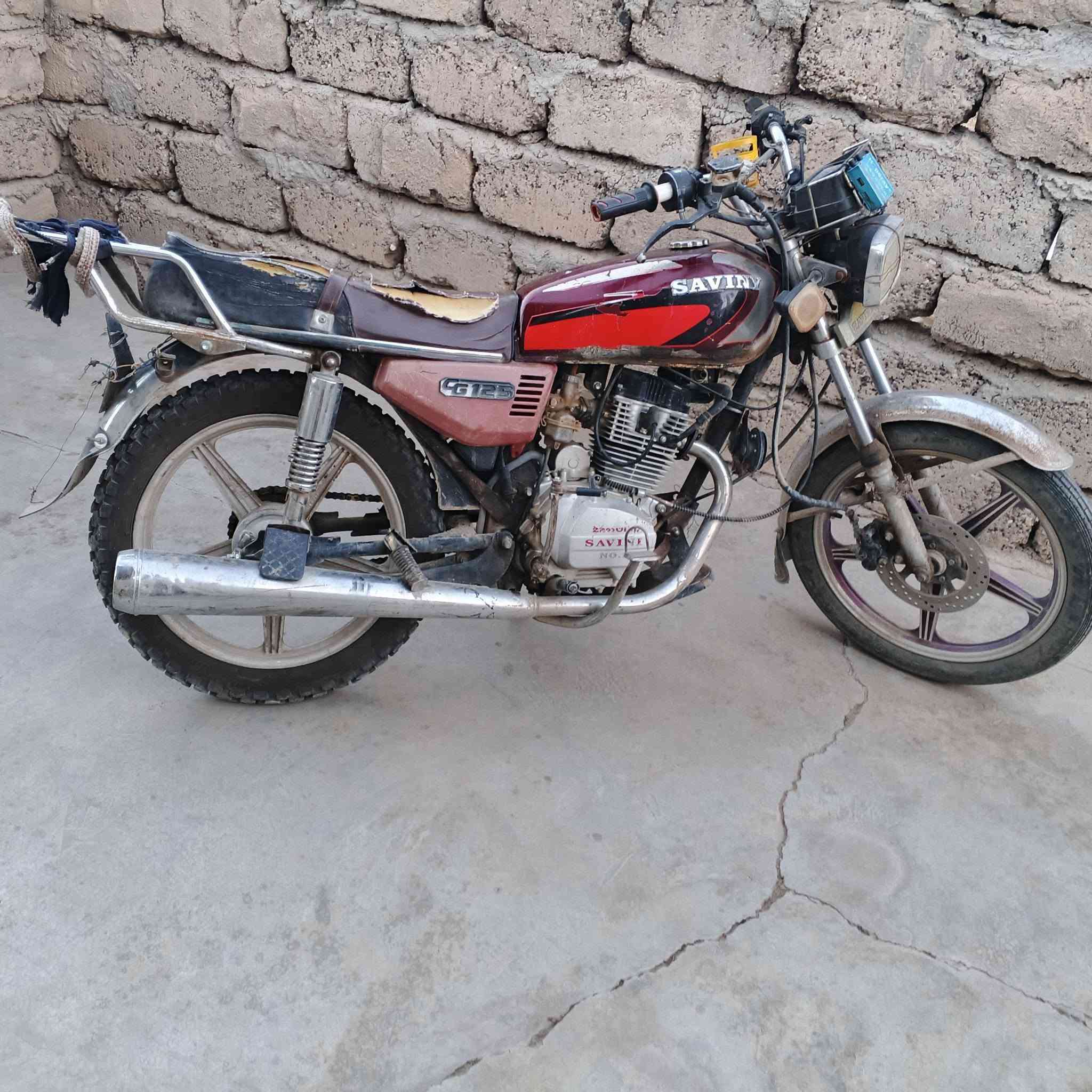 سلام عليكم يوجد موطور البيع 
سافان 2020البيع خابر وتدلل 
***********
