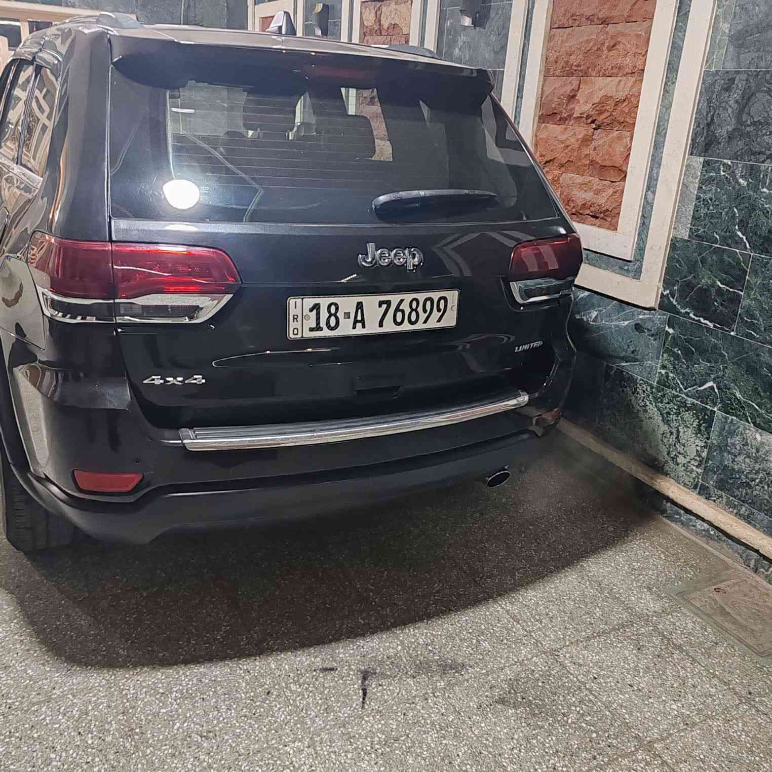 سلام عليكم مكلف بل نشر جيب لاريدو موديل٢٠١٦ مصبوغه عام ماعده قطعتين فول مواصفات سعر ١٥٥ العنوان بغداد رقم الهاتف ***********
