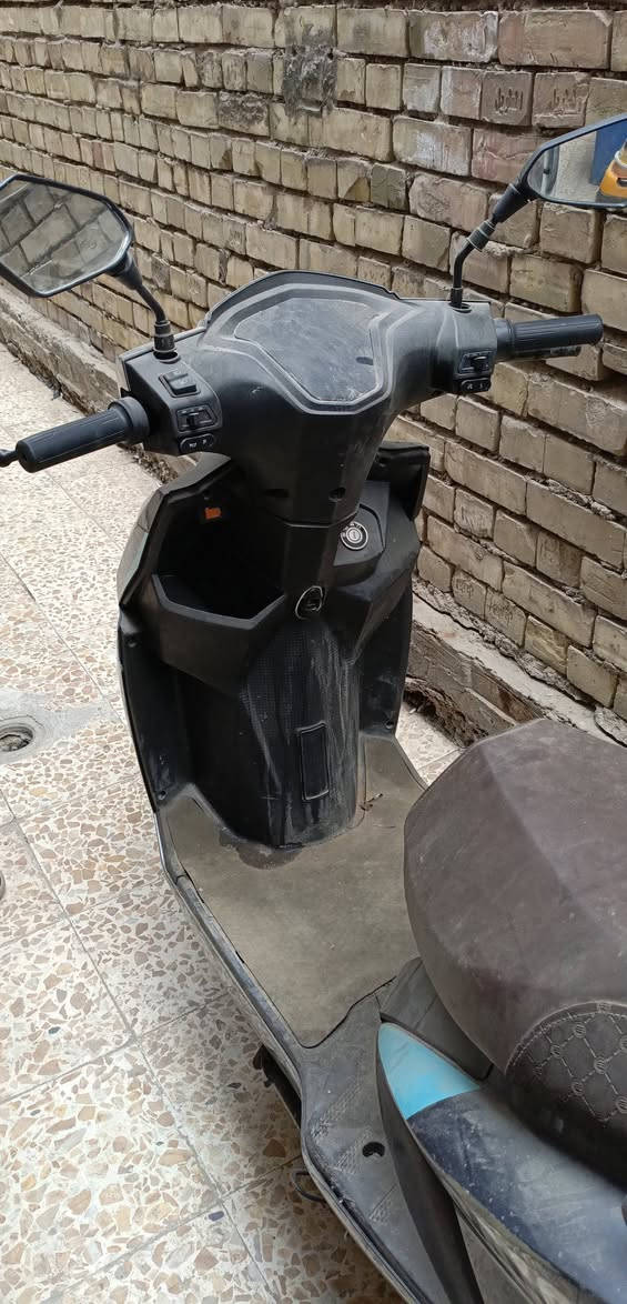 سلام عليكم مكلف بل نشر دراجة شحن ‏‪***********‬‏
للبيع صارلها شهرين من جبتها السعر ٨٥٠ وبيها مجال حك الجية العنوان بغداد البياع مامتواجد واتساب
