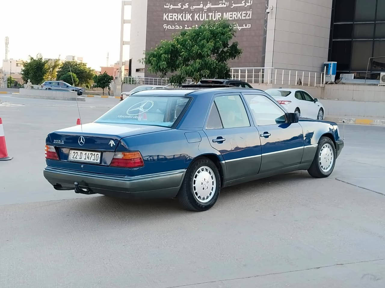 مارسيدس دب حجم 300 موديل 87 محدث 92 محرك vvt3000 رقم اربيل جديد دولي سنوية جديد الغاية2030 بسمي شرط تحويل وكالة قواعد دبلات سليمة صبغ عام لجمالية بدون خياس بدون ضرب تبريد ثلج ABS كهربائية شغال سعر 58 مكاني كركوك ***********
