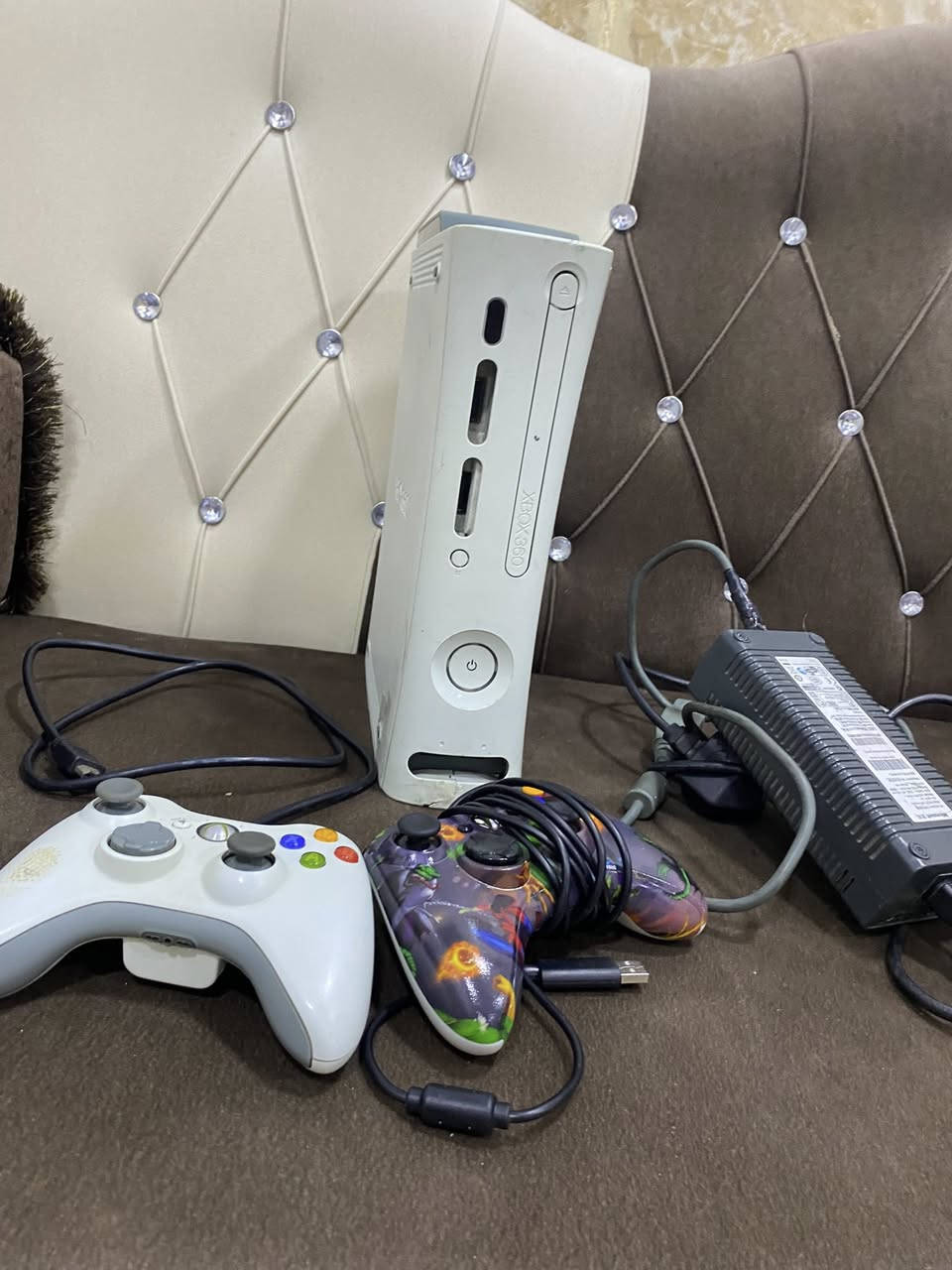 ‏سلام عليكم Xbox للبيع سعره خاص


**إذا كنت صاحب هذا الإعلان وتريد حذفه لأي سبب، رجاءا أرسل رسالة إلى الدعم الفني**