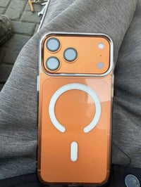 ايفون 17برو ماكس ذاكره 256 ايسم لون برتقالي بطاريه 100 مشحون 40 مره كا...