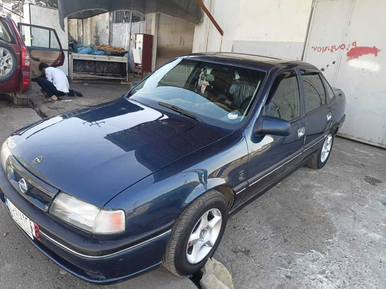 اوبل فكترا1991 مكينة  16
كير جديد 
مكينة معمرة رايمر شرط 
طخم جديد 
سنوية 2029
رقم نينوى الماني 
شرط الوكالة والتحويل 
السعر 39وبيها مجال
للتواصل ***********
بي واتساب او عالماسنجر
