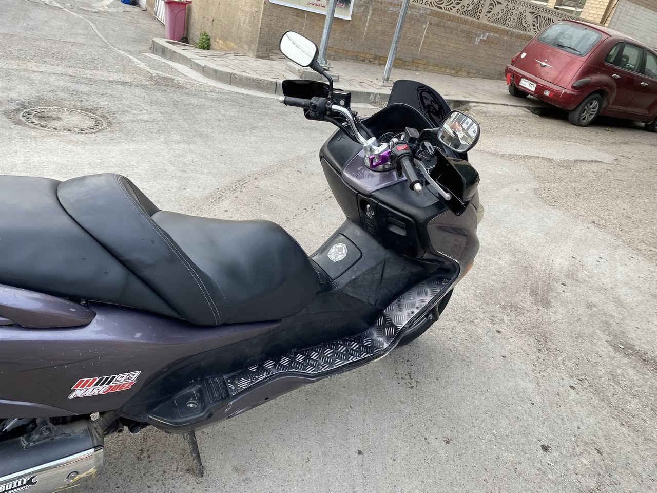 السلام عليكم فورزه ياباني 8/0 عميه بلادي بصمه كلشي شغال بيه تخم تاير جديد للبيع او مراوس بدراجه اصغر السعر مليون و100 بلكراده ***********
