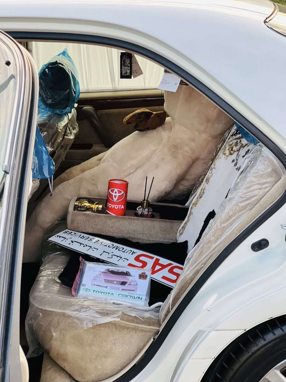 سەرەتا بەناوی خوا 🤍
تیۆتا کڕاوم .مەلیکە✈️
بڕاوە بڕاوە .بڕاوەی دووبەی. 
سەیارەکە جائیزە  مەکینە گەورە . D4.175
سێدووگمەیە پەردە.ئاوێنە شەفت ئاوێنە هیتەر 
 چوار کوشن کارەبا 
پشت کریستاڵ   
تەبرید . سارد 🥶. گەرم🥵 .
لەمس شاشەکەی ئیشدەکات . 
کامل جوان کاری بۆکراوە
بەس لە سپۆرتی کەمە 🥰 سەیارەکە ماڵی دۆستە 
خاوێنە.نرخ $٣٩گەڵا محامەلەیەکی برایانە   (کەموشتەری چات بکە لەخز مەت دام)🤍🥰


**إذا كنت صاحب هذا الإعلان وتريد حذفه لأي سبب، رجاءا أرسل رسالة إلى الدعم الفني**