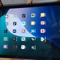 ايباد اير ٤ • ٦٤ • لمسات شاشة