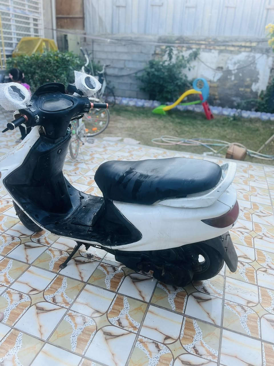 السلام عليكم دراجه فراشه للبيع تشتغل نكره سلف كهربئيات كله شغاله صالنصه رياضي السعر خاص أو تصال عله رقم ***********
