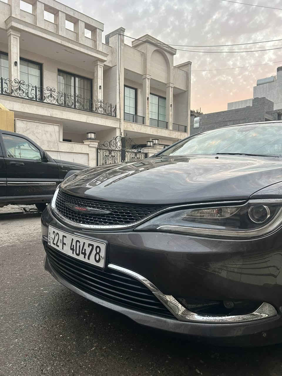 كرايسلر c200 2016 ماشيه 147000KM مواصفات نص S بدون ايرباك ودواخل بونيد بيهه شوي صبغ  صوره الحادث مرفق كير مكينه بشرط حداده 100% كشن كهربائي بصمه ابواب صفحتين تشغيل عن بعد تبريد قطعتين شاشه جبيره عداد اوباما تايرات 90%نضافه بلاجكتورات السياره متعوب عليه كلش  الله وكيلكم يعني متصرف فلس باقي الواصفات معروفه بيه كم شخط بسيط منضومه غاز ايطالي ٨٥ لتر شديته بحكومه العراقيه تجي تضرب سلف وتوكل انطي ضمان بكلشي سياره مال جناي
سعر ١١٧ وعلي غرامه تقريبا مليون دينار


**إذا كنت صاحب هذا الإعلان وتريد حذفه لأي سبب، رجاءا أرسل رسالة إلى الدعم الفني**