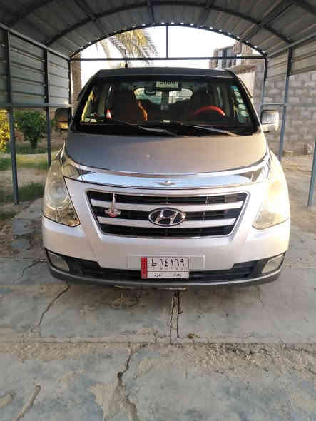 السلام عليكم اخوان ستاركس موديل 2009سياره ضررها  باب وجاملق تخم تاير تبريدها ثلج صدر جديد سعر السياره  135 بيها مجال قليل حق الجيه  مكاني هيت ناحيه المحمدي  رقم الهاتف ***********
