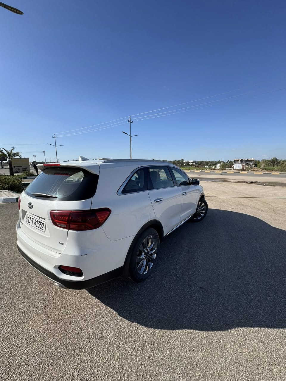 السلام عليكم

للبيع كيا سورنتو 2020 خليجي 🇰🇷
رقم بغداد / تحويل مباشر

🔹 ماشية:95 ألف كم فقط
🔹 مكفولة من الصبغ والبارد
🔹 محرك 6 سلندر 

المواصفات:
✔️ بصمة تشغيل وابوب 
✔️ شاشة أصلية
✔️ نظام ملاحة أصلي (نفكيشن)
✔️ 4 كامرات (360 درجة)
✔️ حساسات أمامي وخلفي
✔️ بردات أبواب خلفية
✔️ منظومة زنون أصلية
✔️

📍: العنوان بابل سدة الهندية 
📞 للاستفسار:***********

💰 السعر: (ينذكر على الخاص)
