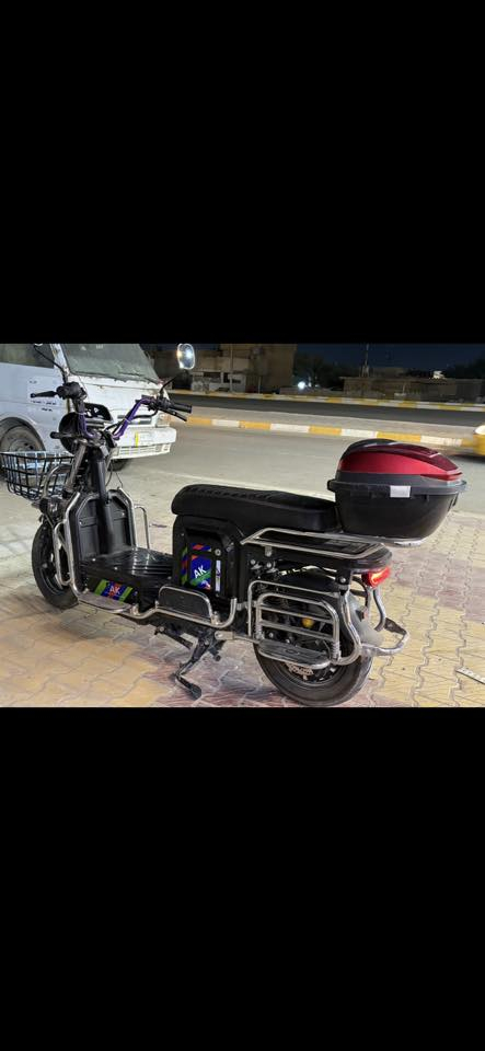 دراجة الاخوين 
7 بطاريات
علا الفحص 
نضيف جدا / فقط چاملغ امامي نص مكسور 
واتس اب /***********
700 الف.        قفل
