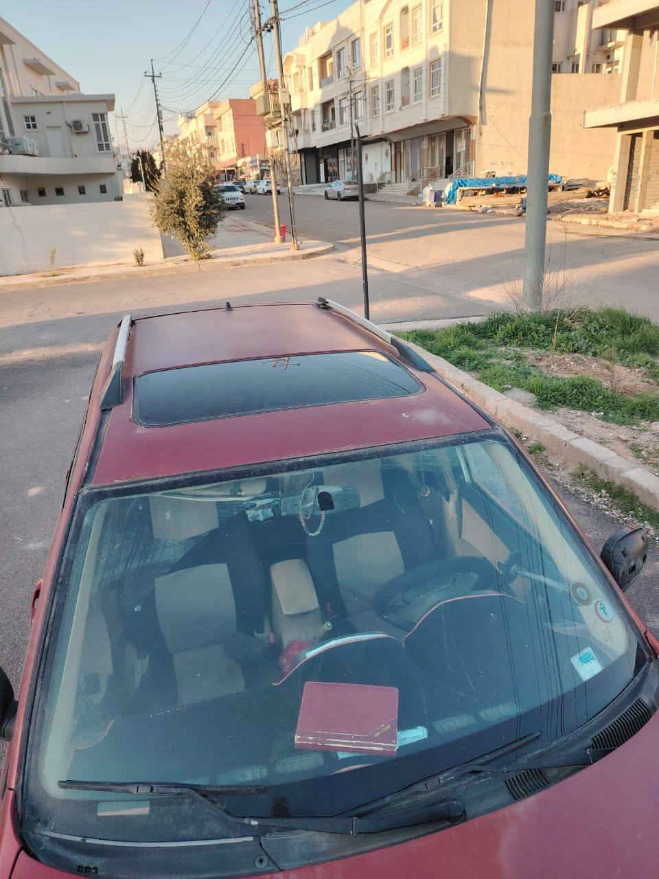 تيكو 2013
كير ومحرك شرط . الكير كهربائي 
السيارة بيها حادث مثل ما مبين صفحة السائق 
صدرها نص عمر السيارة ما عندي مجال ارتبها والى سيارة كلش حلوة  
سعرها 40 وبيها مجال كلش بسيط 
والي ما يعجبه السعر اعتذر منه 
شرط التحويل مشروع وطني 
واذا عندك استفسار اتصل وانا خادم 
***********
