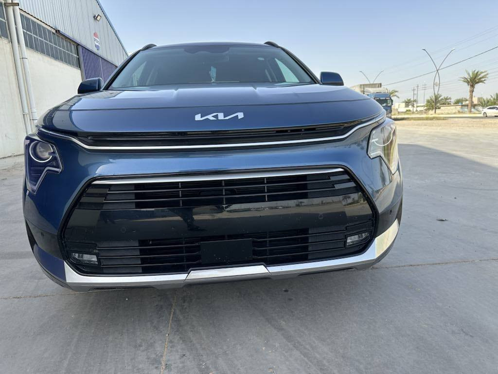 السلام عليكم
كيا نيرو موديل 2024 للبيع بداعي السفر 
المواصفات تورنج اعلى فئة
فقط
تبديل باب الصندوق الخلفي نفس اللون  بدون ايرباك او اي ضرر لاسامح الله
جديدة جدا تخم تاير جديد عدد 4
 لون ازرق والجاملغات الخلفية اسود
السعر وباقي التفاصيل عند الاتصال او المعاينة 
رقم بغداد


**إذا كنت صاحب هذا الإعلان وتريد حذفه لأي سبب، رجاءا أرسل رسالة إلى الدعم الفني**