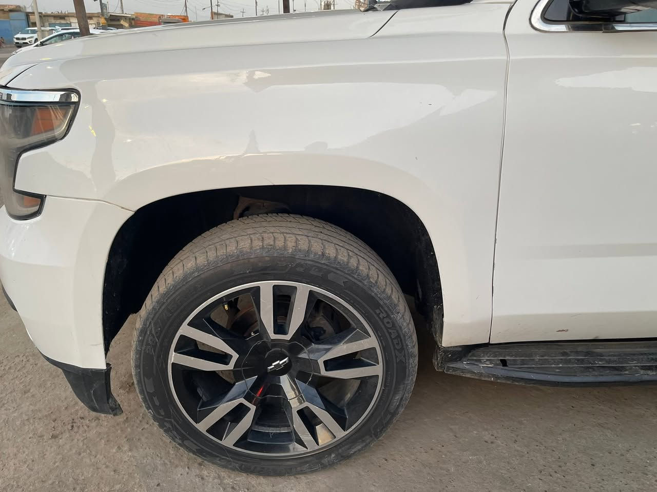 سلام عليكم تاهو حاويه بيها صبغ حزام بدون حادث ولاكص للبع بيها رقم وسنويه جاهزه
للبيع ***********
