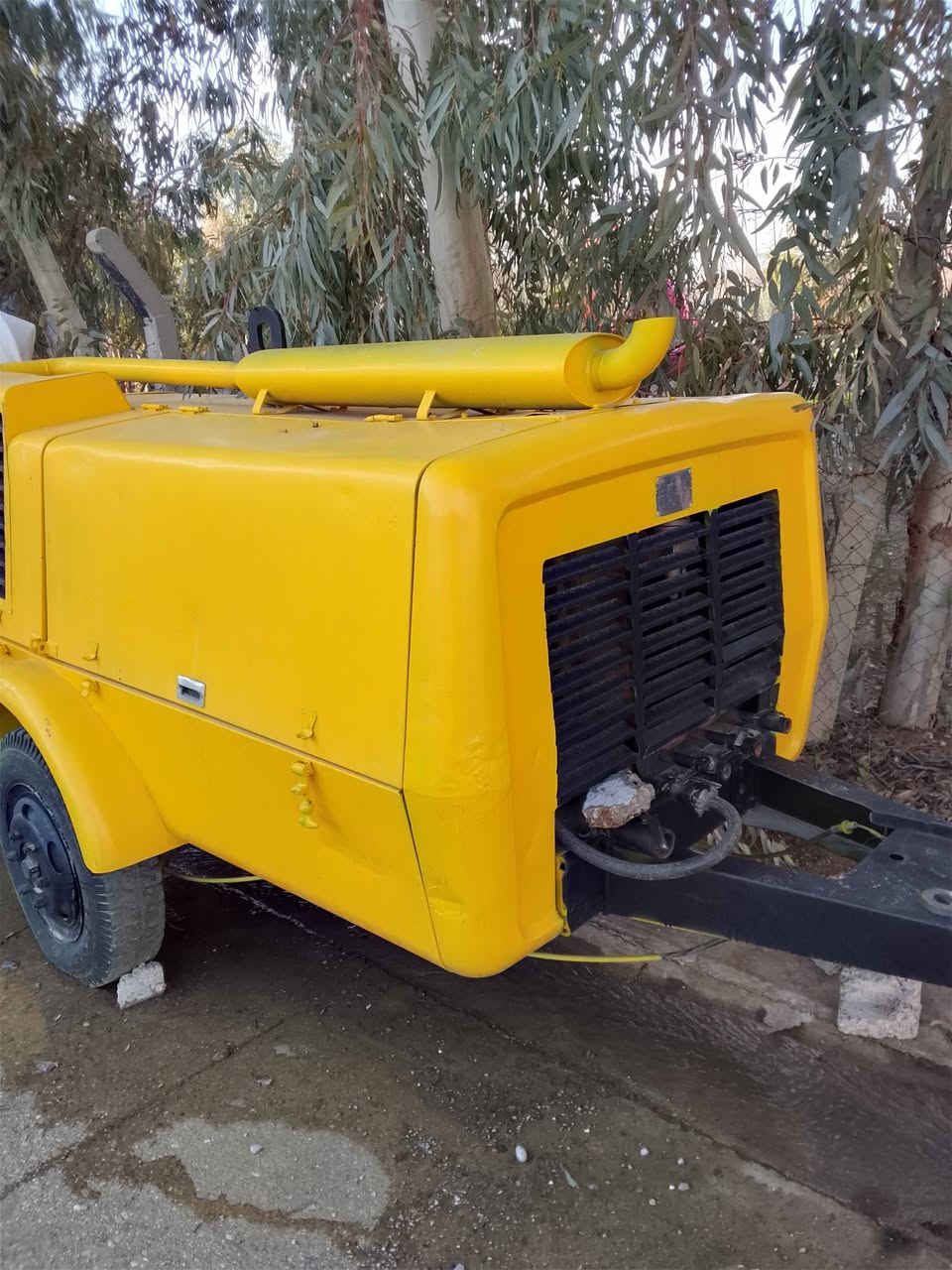 کومبریسر دویز 4سلندر للبیع سفر ساعة بدون عیب شرط فحس سعر 50ورقة وبی مجال حجم 120 
***********
***********   مکان کرکوک
