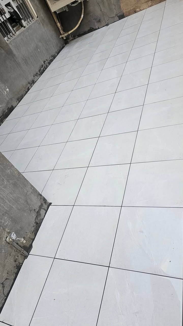 السلام عليكم خلفه سيراميك +بورسلين + درج بايه ومرايه عمل درجه اولى وانسب الاسعار اخوكم أبو كيان الجليحاوي/ الاتصال ‏‪***********‬‏ واتساب وأتصال
