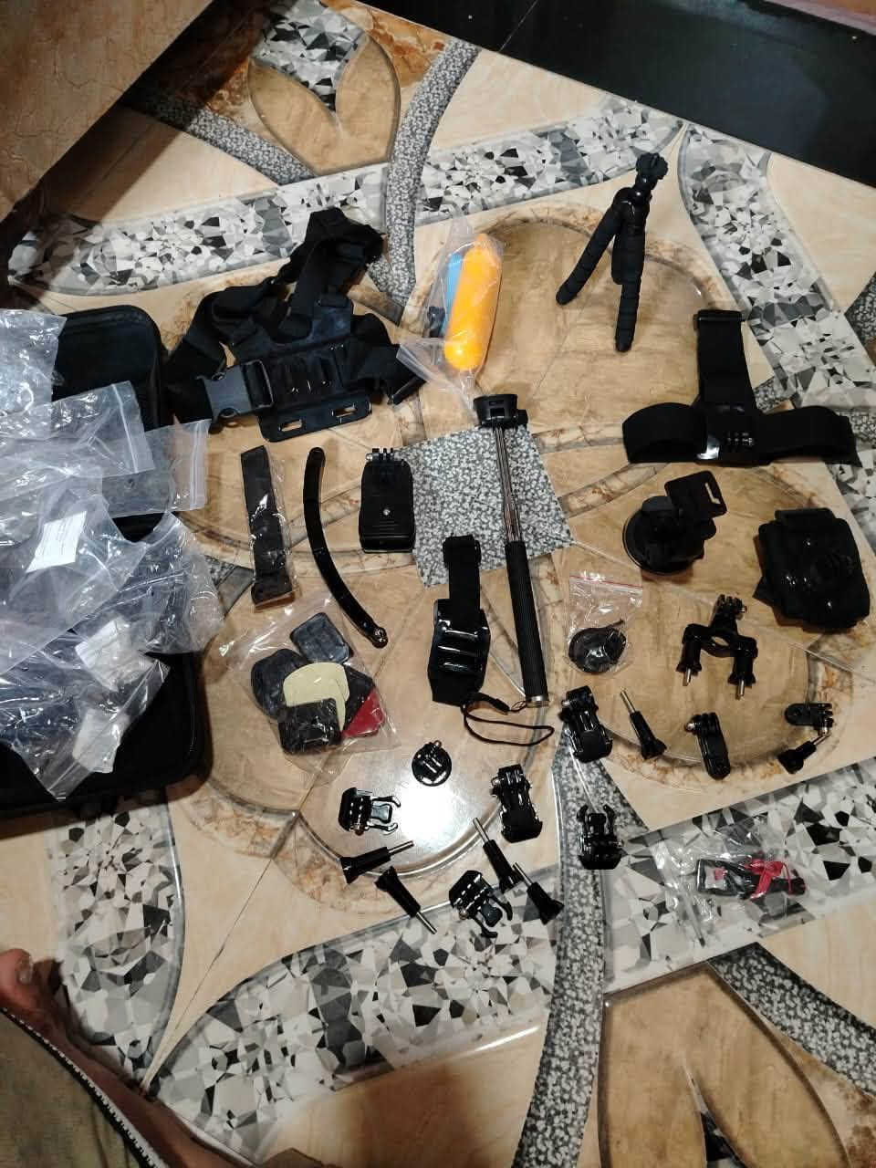 معدات كامره تصوير
كوبرو سعر ،35 وبيها مجال وبل اضافه معاها جنطه للمعدات


**إذا كنت صاحب هذا الإعلان وتريد حذفه لأي سبب، رجاءا أرسل رسالة إلى الدعم الفني**