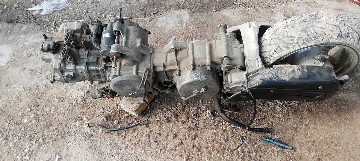 مكينه سكاي ويف 650 كامله كفاله عامه 
مي راديتر احمر ودهن امزويل كلش ناعمه باقي تفاصيل خاص سعر 300 وبيهة مجال


**إذا كنت صاحب هذا الإعلان وتريد حذفه لأي سبب، رجاءا أرسل رسالة إلى الدعم الفني**