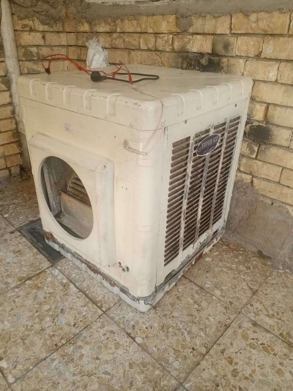 مبرده للبيع  شغاله ما طور واتر بم على الفحص ب50 وبيهه مجال والميز ب15 وبي مجال بغداد حي النصر


**إذا كنت صاحب هذا الإعلان وتريد حذفه لأي سبب، رجاءا أرسل رسالة إلى الدعم الفني**