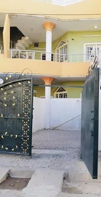 شقة أرضي • ١٧٠م • الواسطي خلف مول حاج زياد