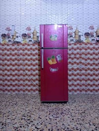 ثلاجة • حجم 10 • شغالة