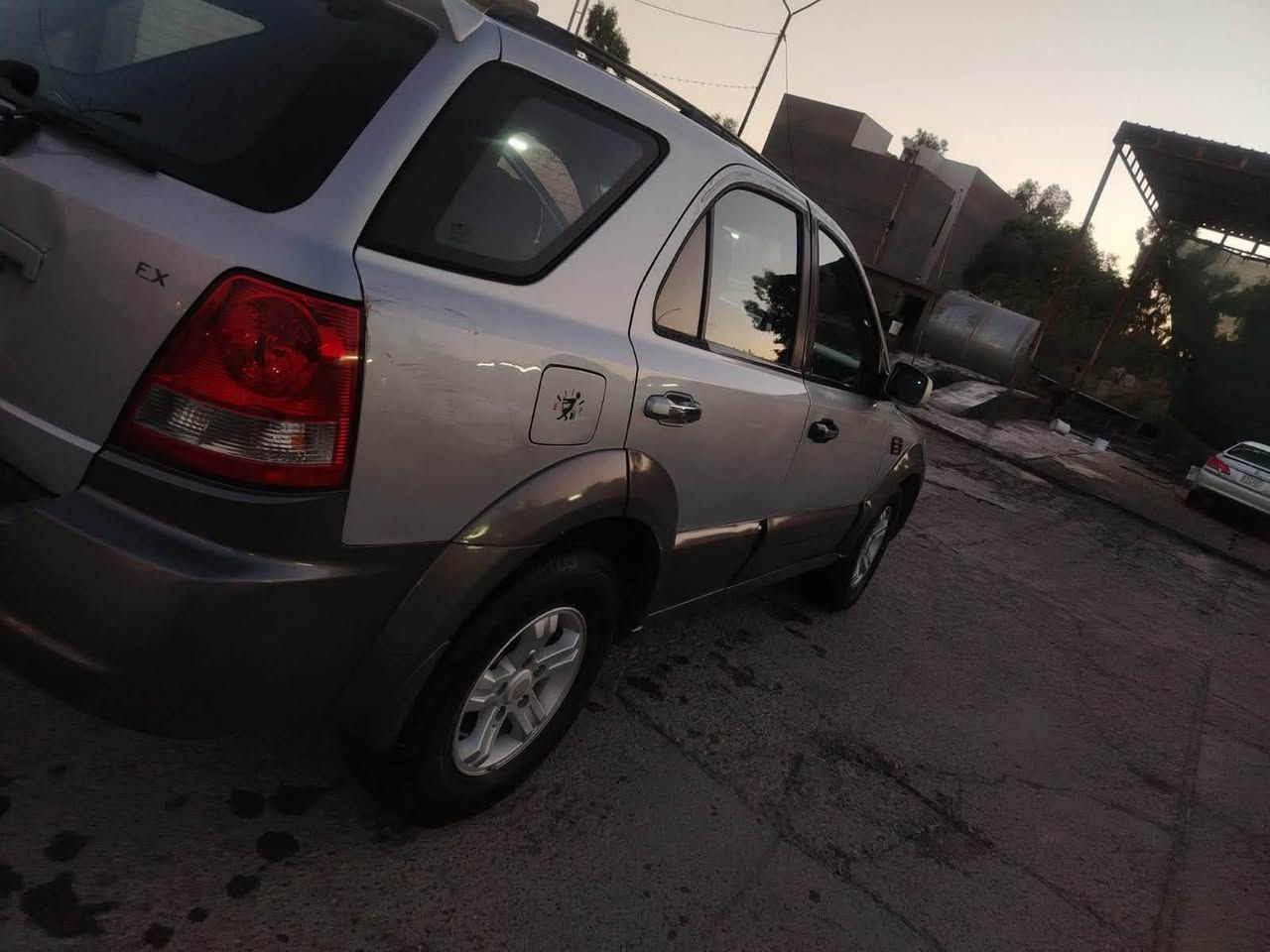 السلام عليكم
للبيع كيه سرنتو موديل 2007 بيه صبغ جاملغ + باب امامي   بدون دواخل شرط حجم محرك 3.500 المرغوب يعني ميكنه شرط لاتنقيص ولاتبخير شر السياره فول مواصفات 
تبريد ثلج شرط +تدفئه + كير اوتو + جام اوتو + صدر امامي وخلفي + تخم تاير  
السياره وحلوه وجاهزه من كلشي  السيارة رقم اربيل يعني شرط التحويل
السعر 83 وبيه مجال للشراي 
الاستفسار ***********

