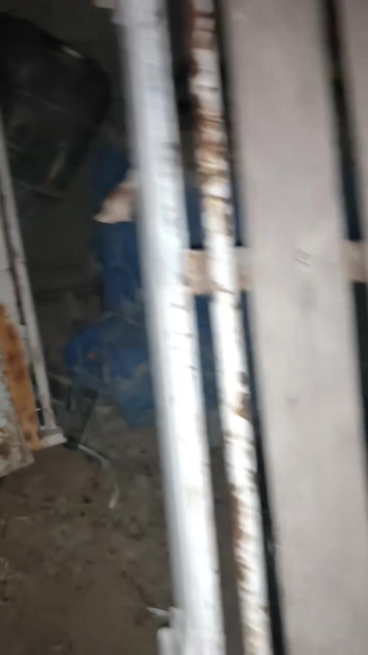 سلام عليكم للبيع سبايات ثنين اريد روس بدرع كون نضيف خلفي مال ستاركس مكاني واسط الدبوني هاث رقمي ***********
