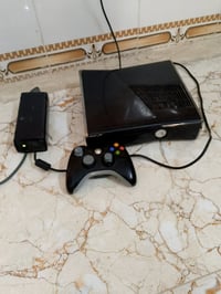 إكس بوكس 360 بي 30 لعبه وجوستك اصليه جهاز نضيف سعر 110 الاتصال 0771846...