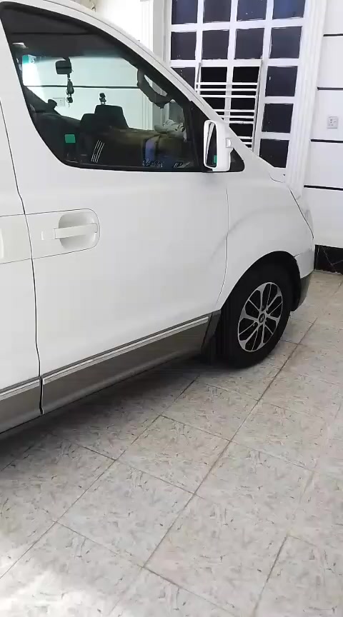 للبيع ستاركس 2009 مكفوله ما عدهه جاملغ الأيمن مبدل
السعر 140وبيه مجال مكان سياره لانبار جزيره الخالديه 

رقم الهاتف //***********
