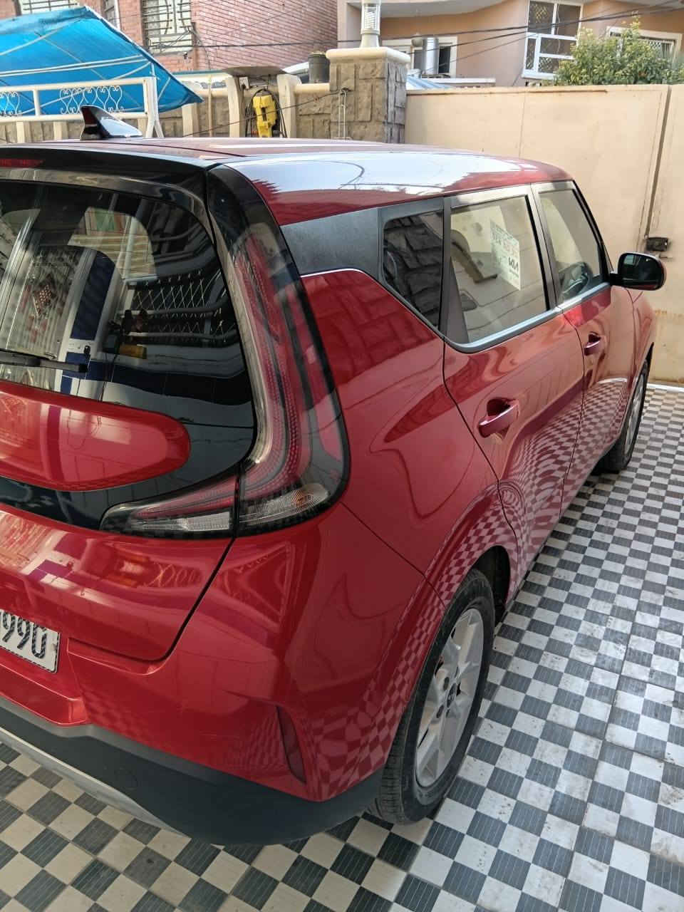 كيا صول 2024 ماشيه 19 الف قابل للزيادة السياره جديده جدٱ مواصفات الحديث معروفه السونار مرفق مع الصور السعر المطلوب 158 ورقه مجال بسيط رقم انكليزي ديالى ترقيم جديد 
يرهم مراوس حسب القناعه. الاتصال على الرقم (***********) .
مركز بعقوبه.
