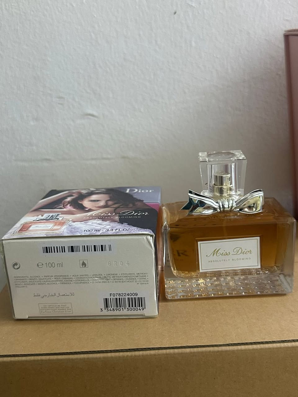 عطر مس ديور الأصلي مرشوش منه ٤ رشات سعره ٦٥ وبي مجال


**إذا كنت صاحب هذا الإعلان وتريد حذفه لأي سبب، رجاءا أرسل رسالة إلى الدعم الفني**