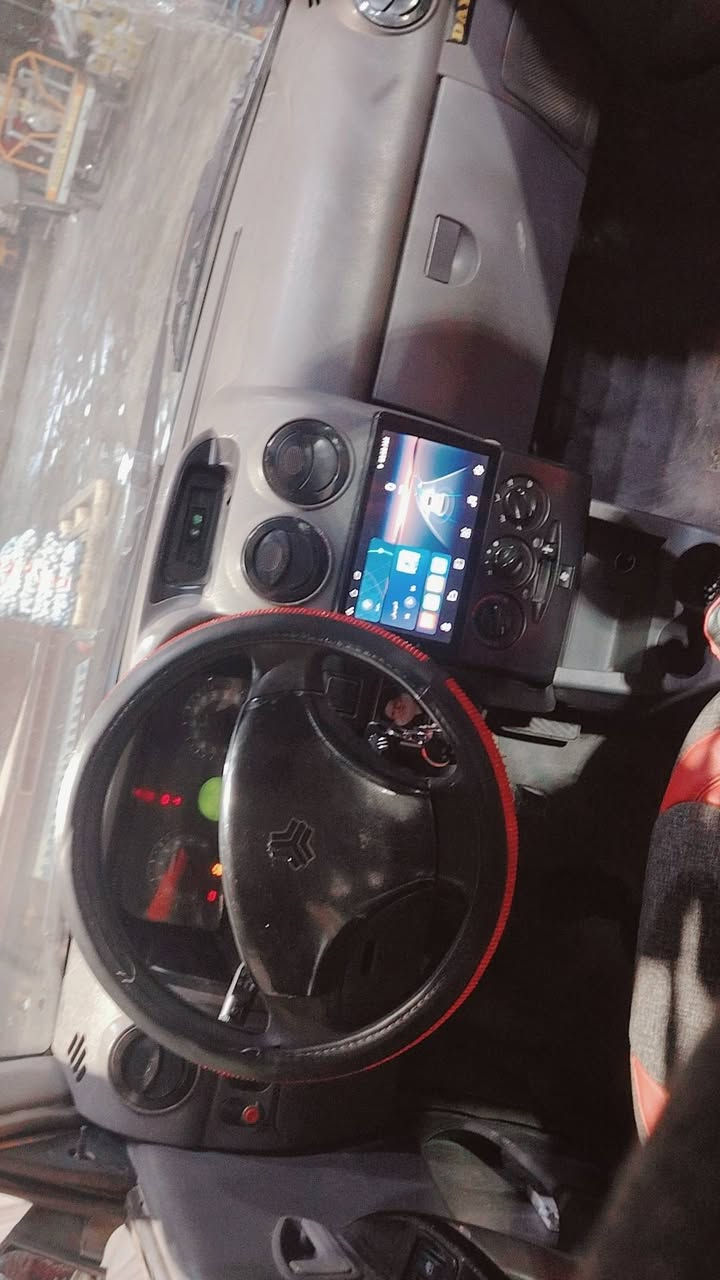 السلام عليكم سايبا مديل ١٣ كير محرك صدر تايرات باتري جديد سياره نضيفه بمعنى الكلمه مصفره هيئه وغرامات سياره باسمي تحويل ثاني يوم مراس اوبترا اوتو خصوصي او تكسي حسب الاتفاق ع الفرق ***********
