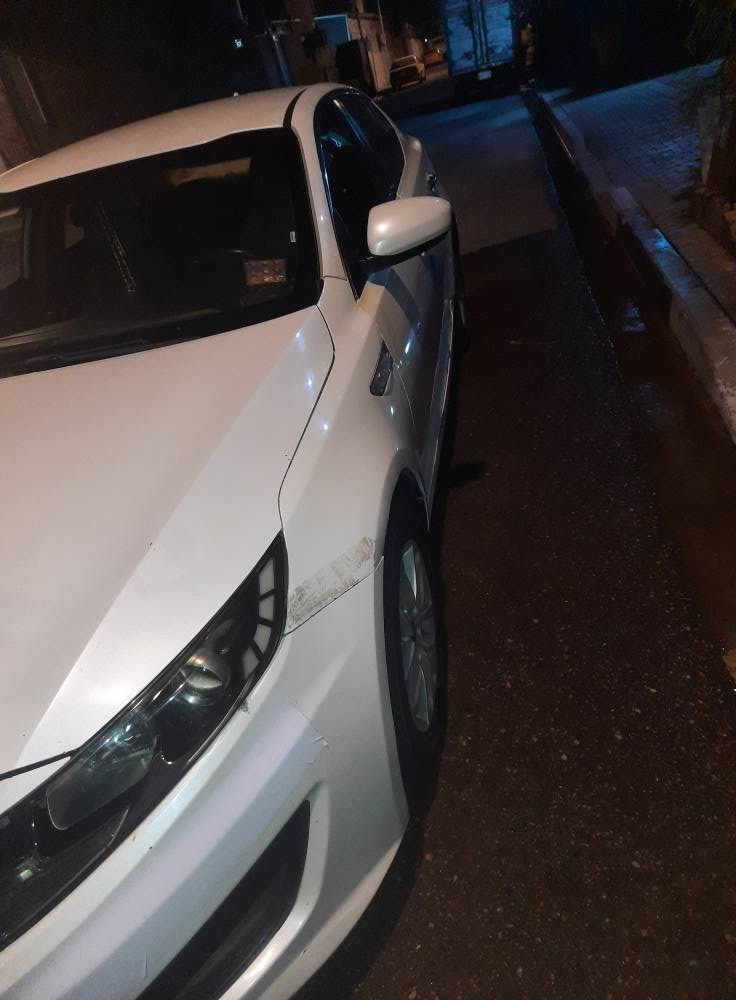 كي فايف اتيمة للبيع السياره بية ظربة صغيرة وارد كوري ماتنكفل مكينة دوش تبريد تخم تاير حادية بصرة بسمي بية نضح قليل مايسب بية نقص بل المكينة سيارة جاهزة مرتبة سعرها ١٠٠ مجال قليل ما تكفل من الصبق *********** قبلة حي الشهداء البصرة, العراق
