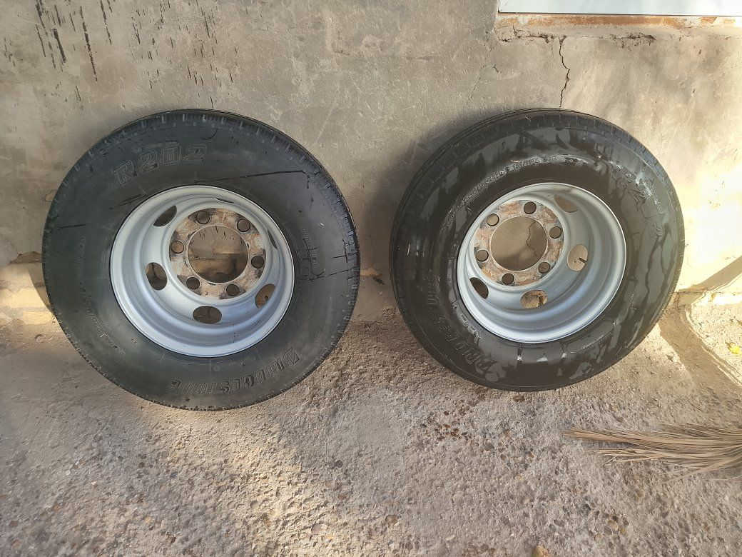 سلام عليكم تايرات كنتر زوجين 4تايرات انتاج 24 جدد اي ضربه مابيهن عنوان بابل مسيب خابر ودلل ***********
