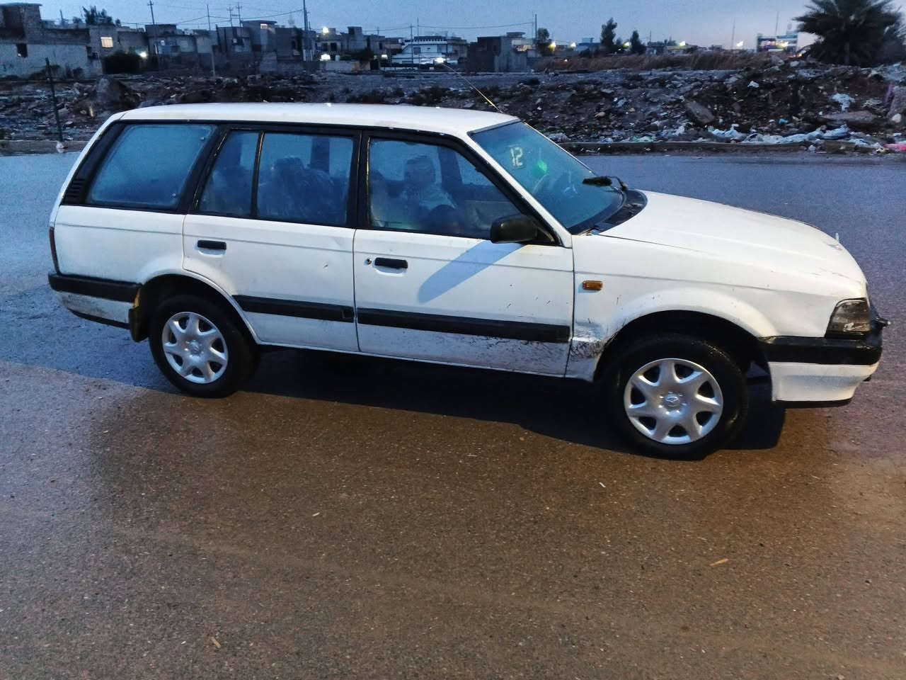 مازدا 300 20 ماكينه نظيفه غير نظيف سنويه خضراء سياره شغاله كربون ما مسجل سياره ماا صبغ شامل لك واحد سعر 15.    ***********
