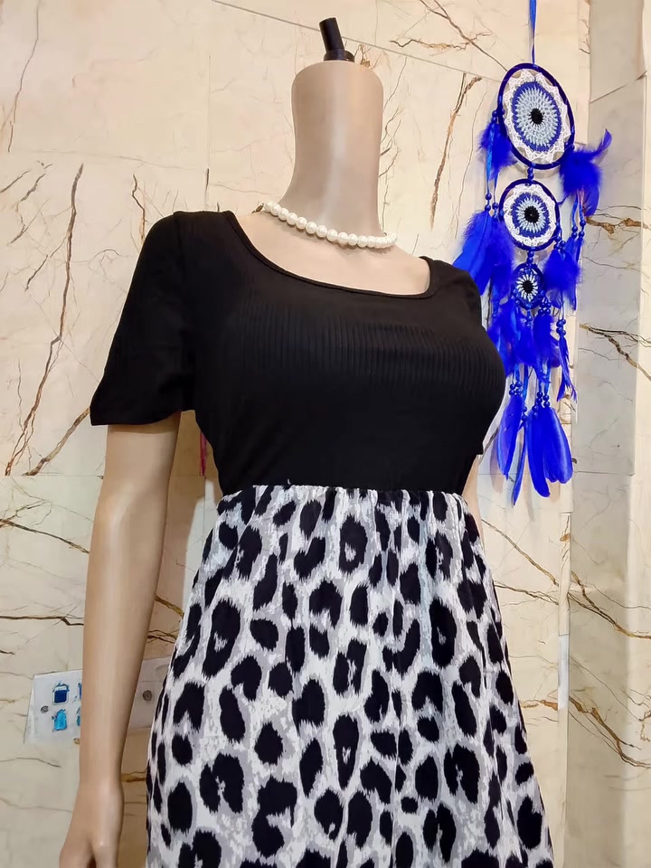 فستان نسائي صيفي 😍♥️
قياس Xl
سعر ١٠ الف 
قطعه شي أن 
يوجد توصيل لجميع المحافظات عراق 🚚


**إذا كنت صاحب هذا الإعلان وتريد حذفه لأي سبب، رجاءا أرسل رسالة إلى الدعم الفني**