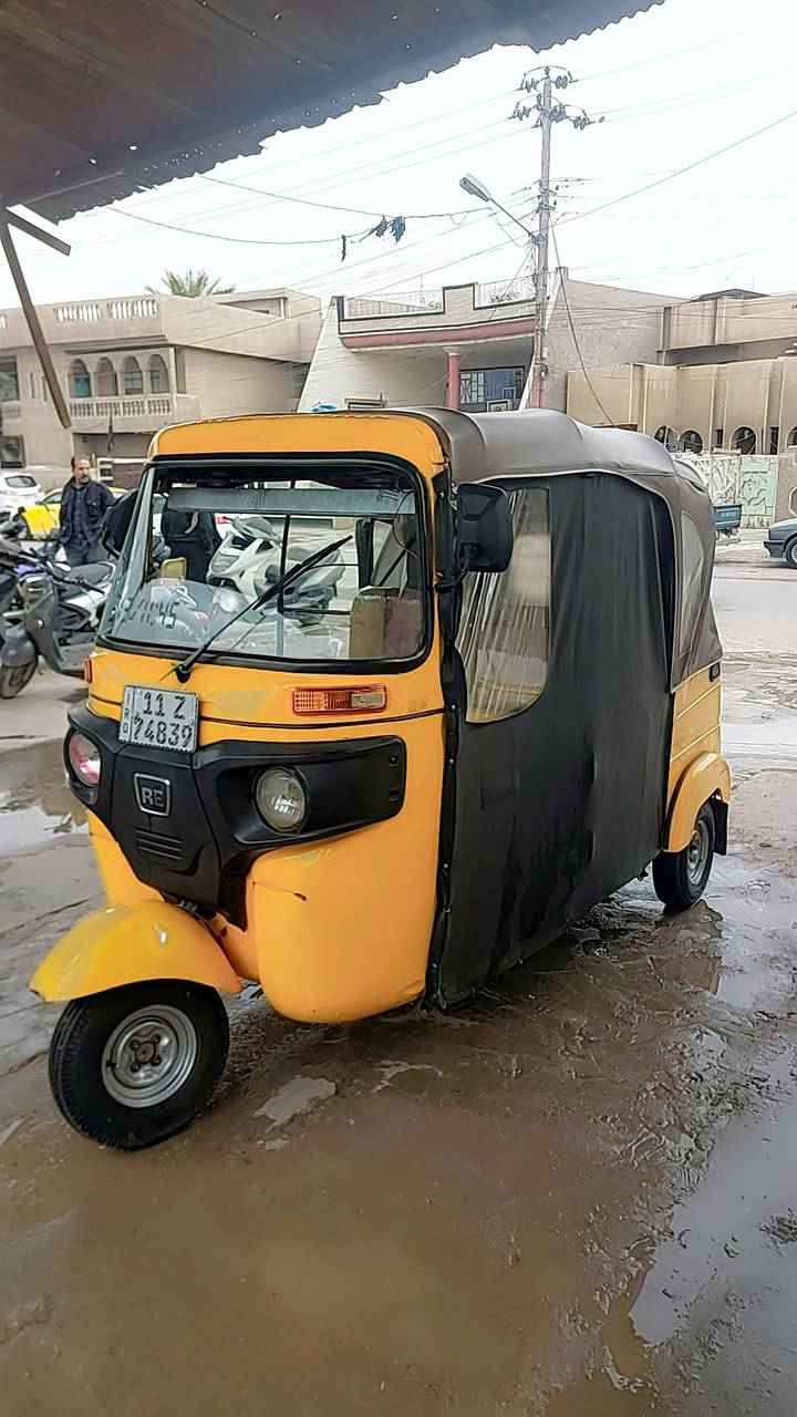 #للبيع موديل 21 شهر 9 بيها صفحه معمره وطعجات زغار بلغود مبينات تحويل ثاني يوم سعر 7200 بيها مجال مكاني مدينه الصدر 
***********
