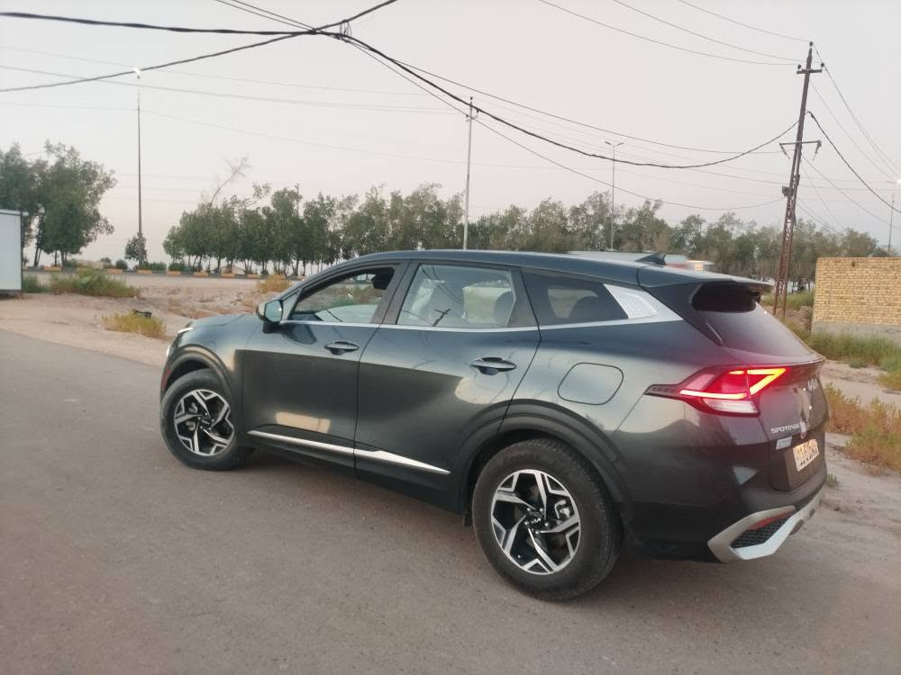 للبيع كيا سبورتج موديل2023 رقم بغداد باسمي 
مكينه 2500
شاشه كبيره 
كاميرا
حساسات
ماشيه33 الف
صور الحادث بالمنشور 
جاملغ وبنيد 
جديده وجاهزه 
السعر182
مكاني بابل شارع60 مجسر الثوره 
*********** حلة, بابل
