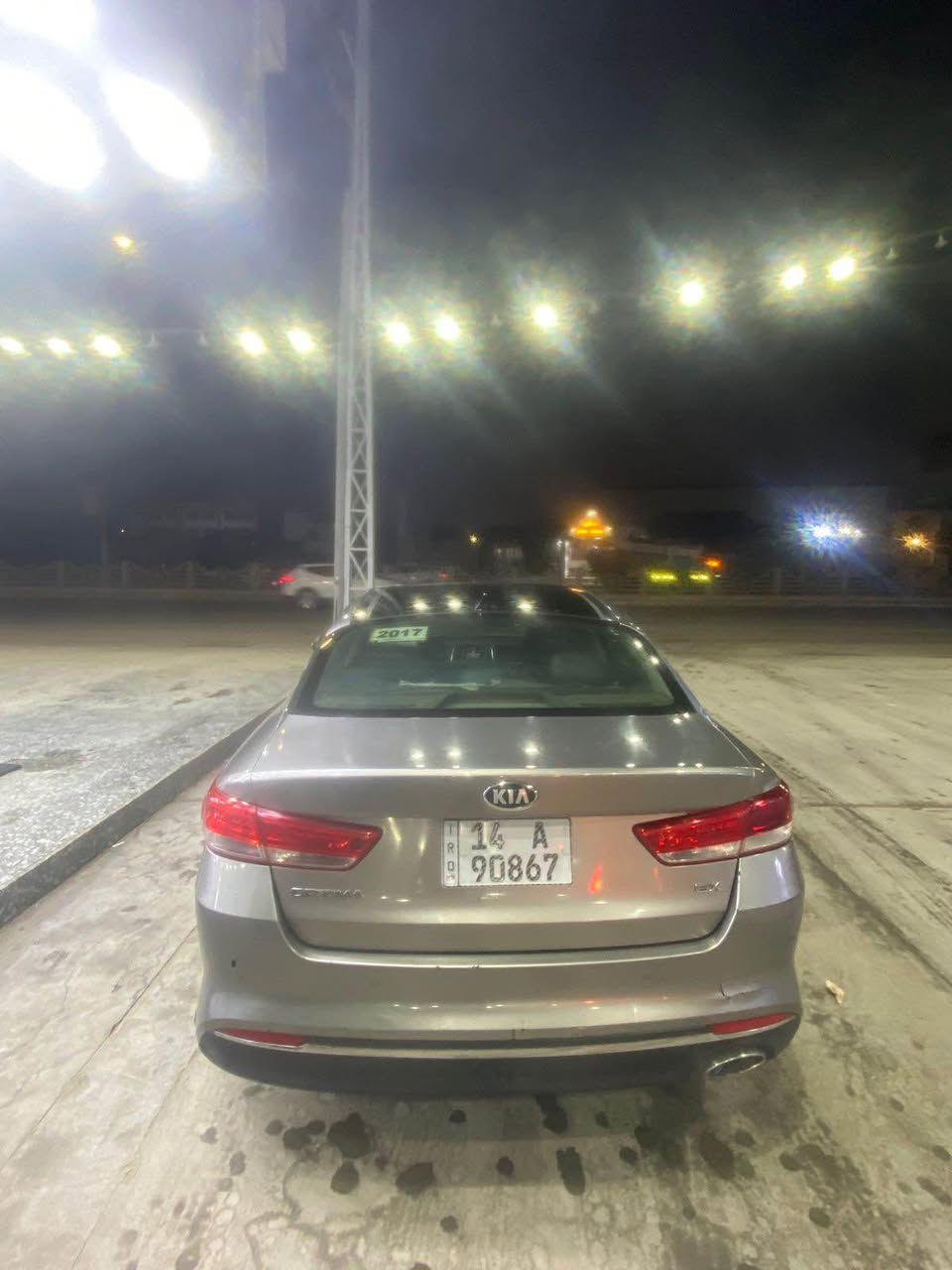 السلام عليكم من رخصة الادمن 
 اوبتما مديل ٢٠١٦
فول مواصفات 
وارد امريكي حادث بنيد فقط 
مكينه GDi 2400 
باقي التفاصيل موجوده بتقرير الفحص 
مكان السياره بصرة _الجزيره _ الفيروزيه 
سنويه جديده راعيهة يريد تحويل 
للاستفسار :***********
السعر 120$ وبيه مجال حك الجية
مكلف بلنشر رجائآ لاتراسل مازنجر البصرة, العراق
