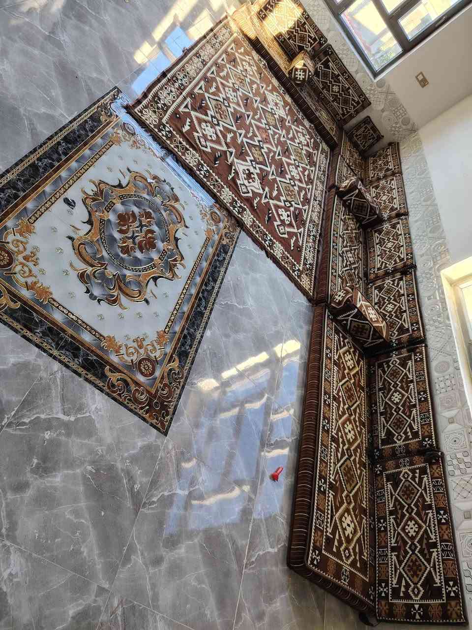 السلام عليكم مكينه برادر ياباني الأصلي سعر١٧٥ ديوان خليجي ٨ متر الدوشك والمخاد فصخ زنجيل سعر٣٠٠ وبي مجال ***********
