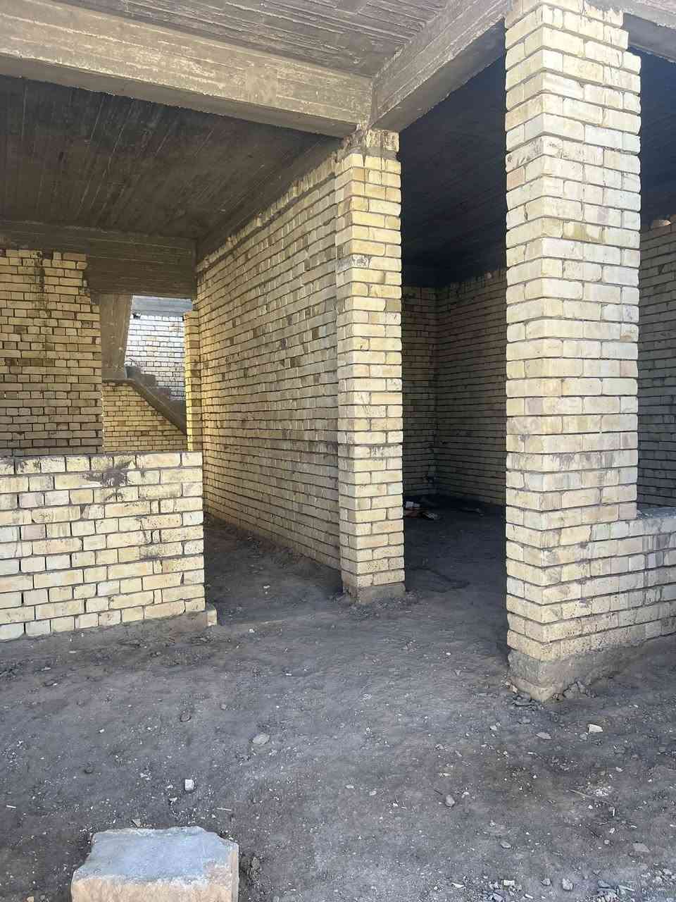 السلام عليكم
بيت 100  متر 
المكان  نزلة خير العبدلله 
هيكل 
ينباع قسط و نقد 
الاستفسار الاتصال  :  ***********
