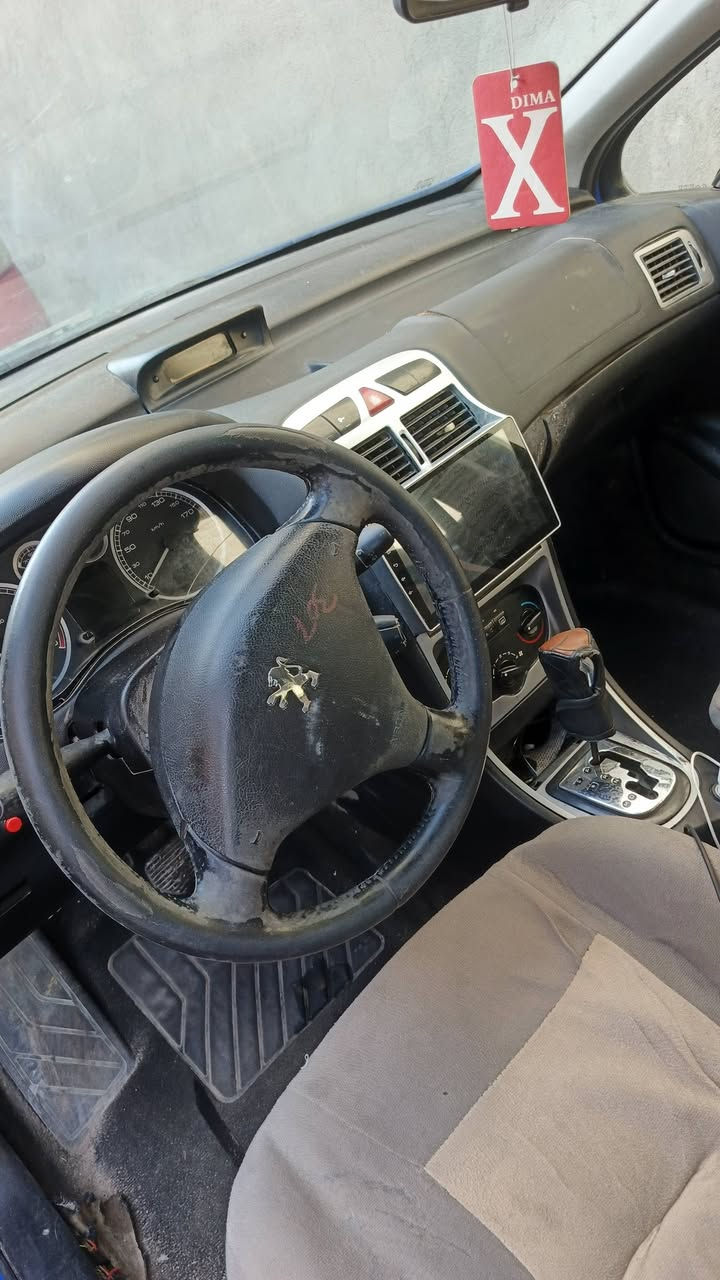 سياره بيجو ٣٠٧ موديل ٢٠٠٥
سياره كامله مابيه اي تقص بيه ضربات بسيطه 
مصبوغه حزام 
سعر ٤٠ ورقه بسمي تحويل ثاني يوم
‏‪+9647822082223‬‏


**إذا كنت صاحب هذا الإعلان وتريد حذفه لأي سبب، رجاءا أرسل رسالة إلى الدعم الفني**
