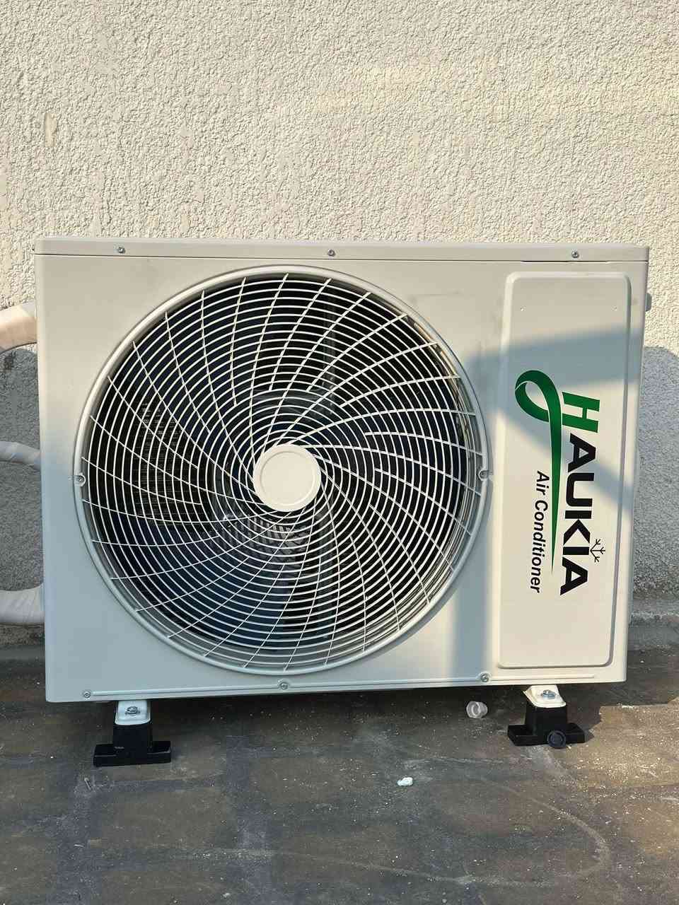 تنصيب وصيانة وغسل للتواصل
مهندس مصطفى الكلابي 

***********
