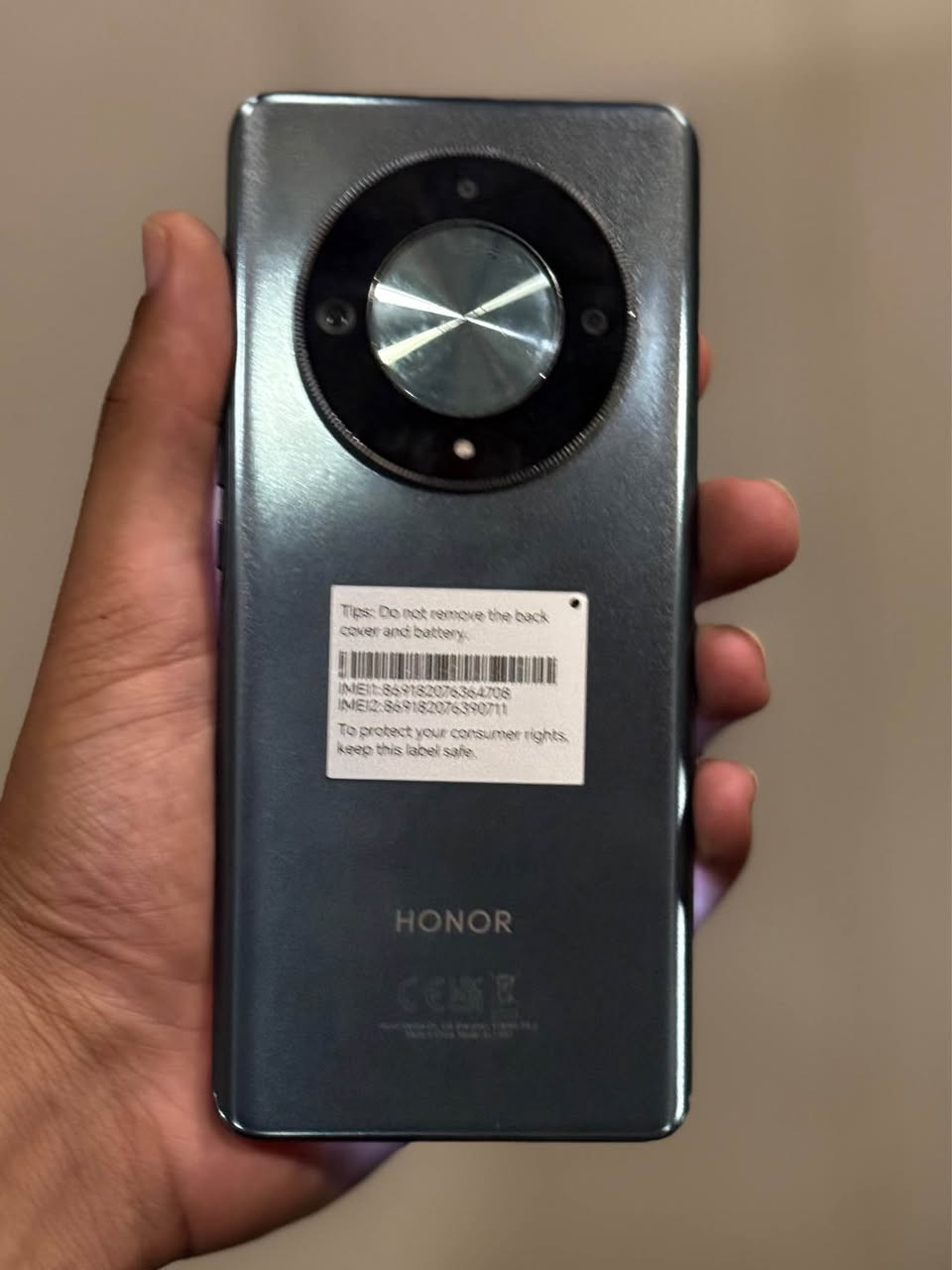 مستخدم  هونر x9b 5G
ذاكرة 256
اللون  زيتوني
عشوائية 12 + 8
شاشة 120 فريم
نضافة 90
معالج Snapdragon 6 gen 1
+
 

السعر 245 الف

  مكاني بغداد 
اتصال
*********** بغداد, العراق
