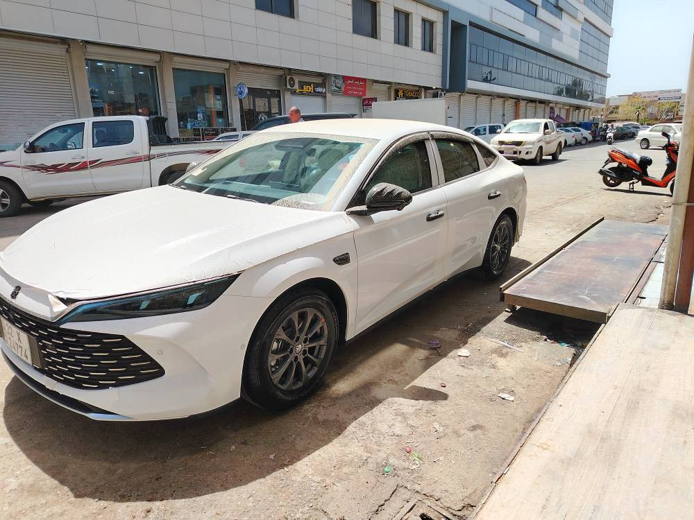 سلام عليكم اخوان للبيع BYD QIN L 2025 ماشي 1 الف مواصفات فول فول ماعدا پنوراما 13 كاميرا 12 حساس اوتو پارك 6 رادارات داخل كريمي سياره مكفول كفاله عامه من كولشي مكاني كركوك.  *********** كركوك, العراق
