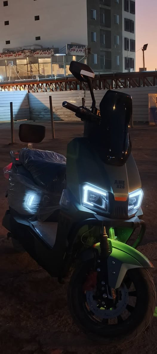 سلام عليكم دراجة شحن (الصاعــّقة) للبيع الدراجة نضيفة وما ماشية  مواصفات الدراجة 1- ترجع بك 2- اللايت زينون عالي ناصي 3- جنطة جبيره 4-بيها لايت سكن 5- الويل الامامي والخلفي فحمي 6- هورن 7-دبلات امامي خلفي فول 8- اربع اشاير يمين ويسار 9- نظام بارك 10-اربع نمر 11- السرعة 112    12-6بطاريات 13- شركة ونلي 14-mP3 بلوتوث 15- مانع تزحلق 16- نضام    
ABS 17- شاشة ايباد 
وبعد مواصفات بس ماريد المنشور يصير طويل
للتواصل ***********
